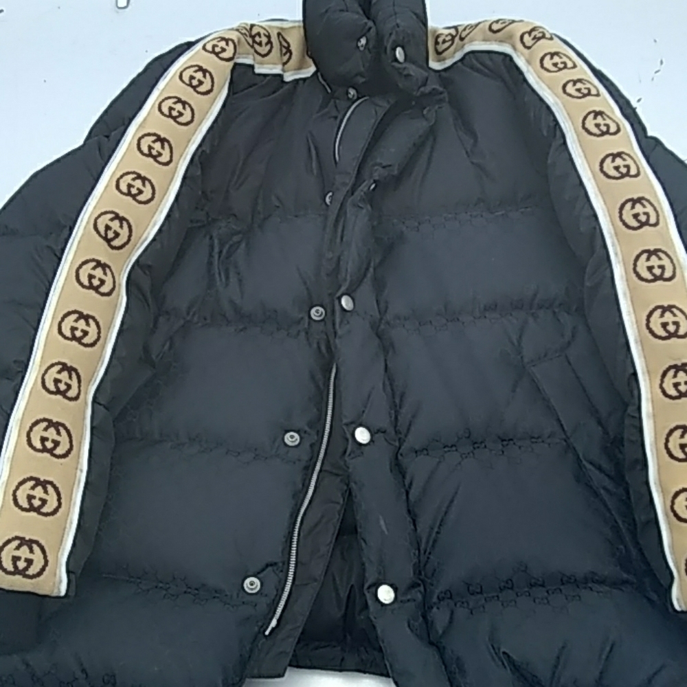 Gucci puffy jacket